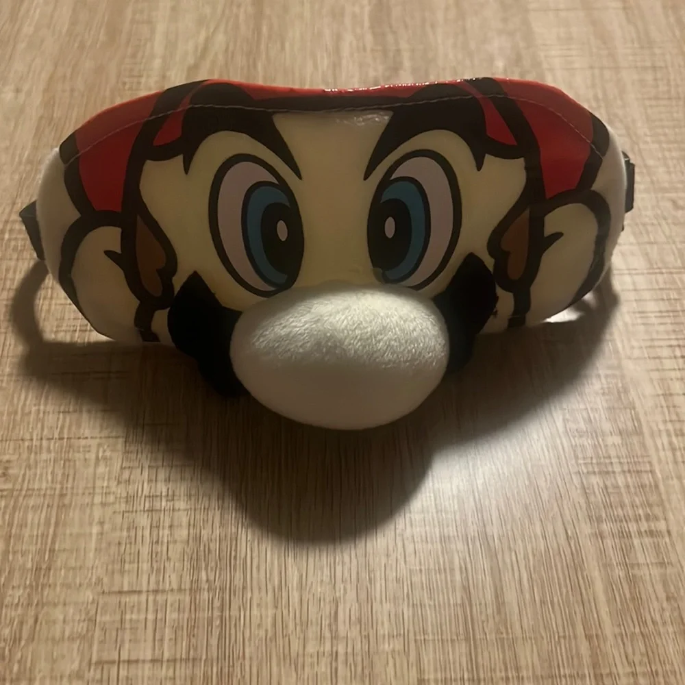Mario kids face mask is adjustable never worn Brand New excellent condition
